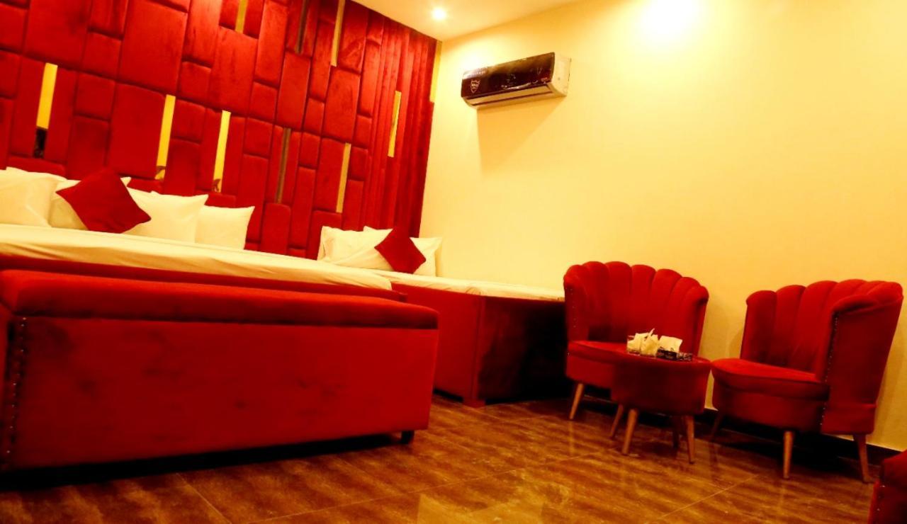 Hotel De Smart Multan Dış mekan fotoğraf