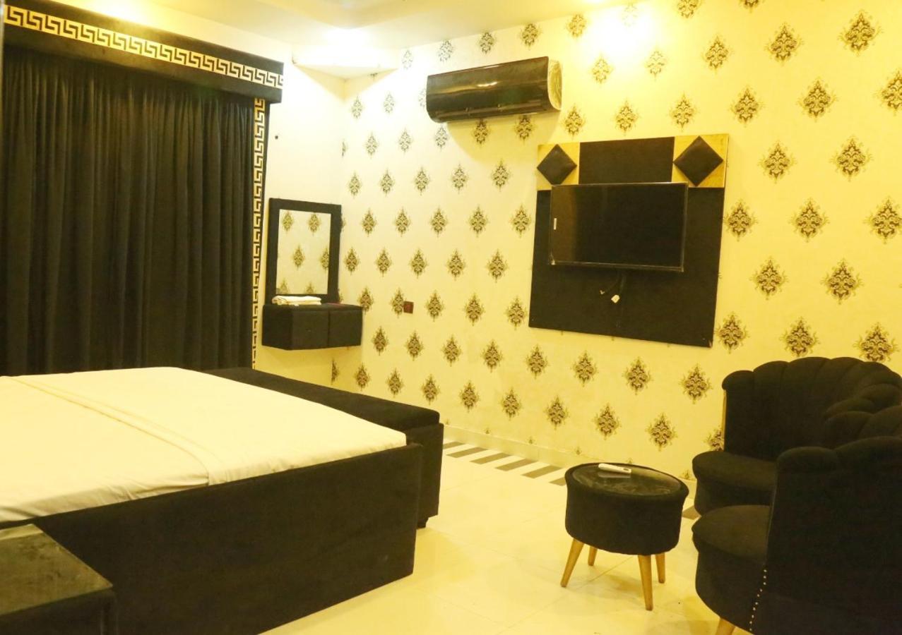 Hotel De Smart Multan Dış mekan fotoğraf