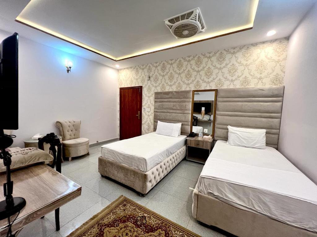 Hotel De Smart Multan Dış mekan fotoğraf